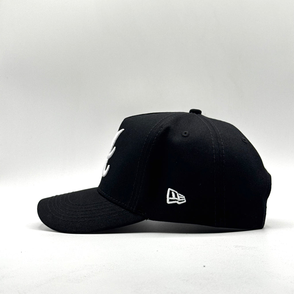 BRAVOS DE ATLANTA CLASSIC LOGO BLANCO