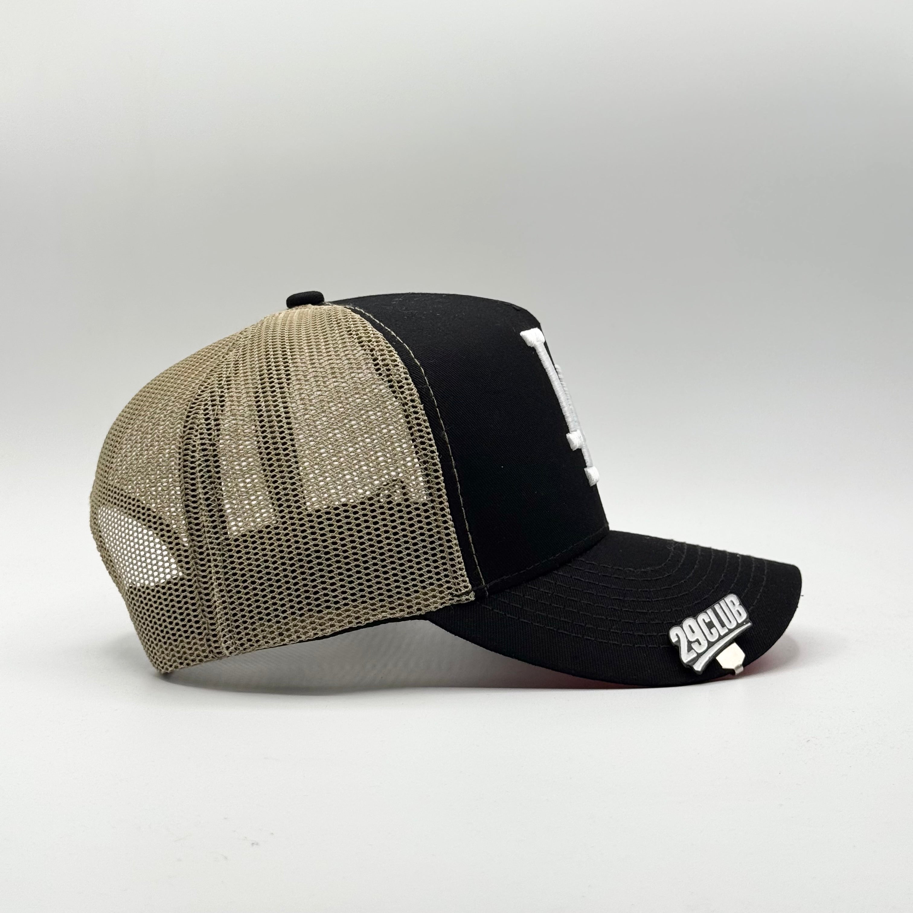 LOS ÁNGELES DODGER TRUCKER BEIGE