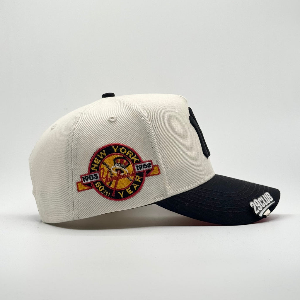 NEW YORK YANKEES VISOR NEGRO / ROJO