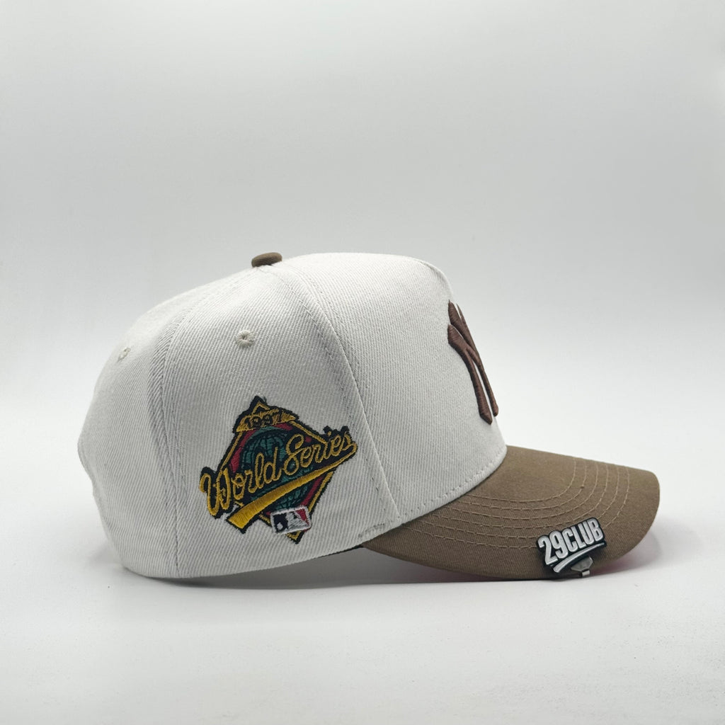 NEW YORK YANKEES CAFÉ