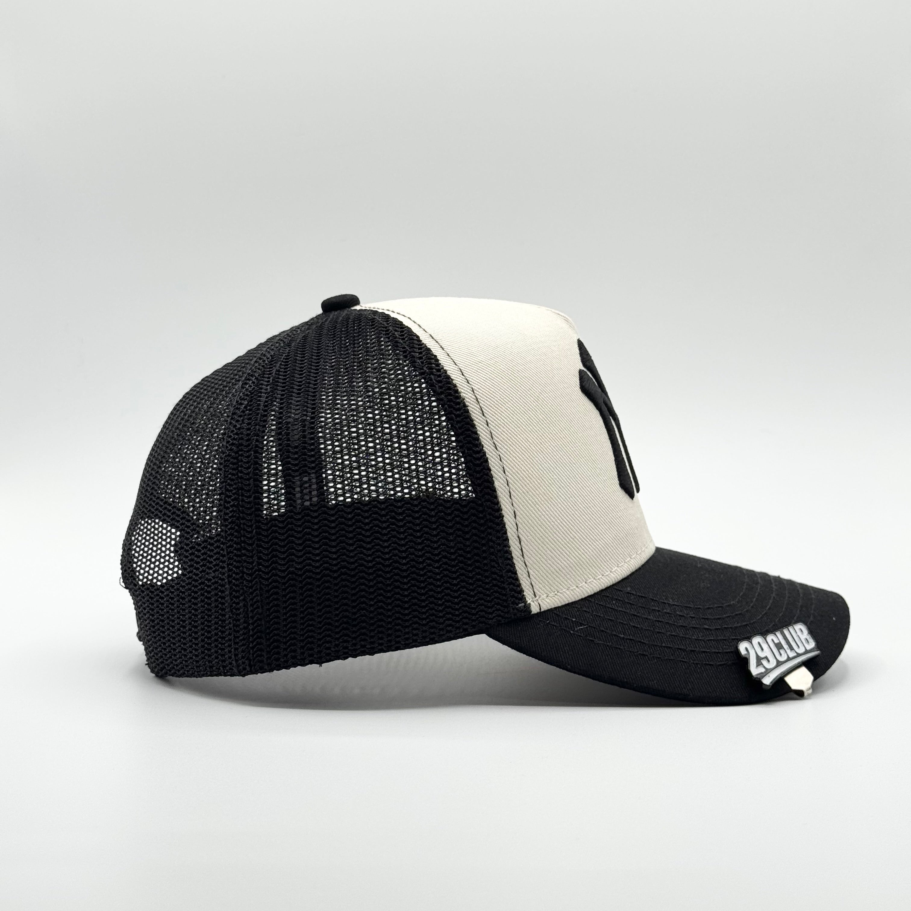 NEW YORK YANKEES TRUCKER NEGRO / NEGRO