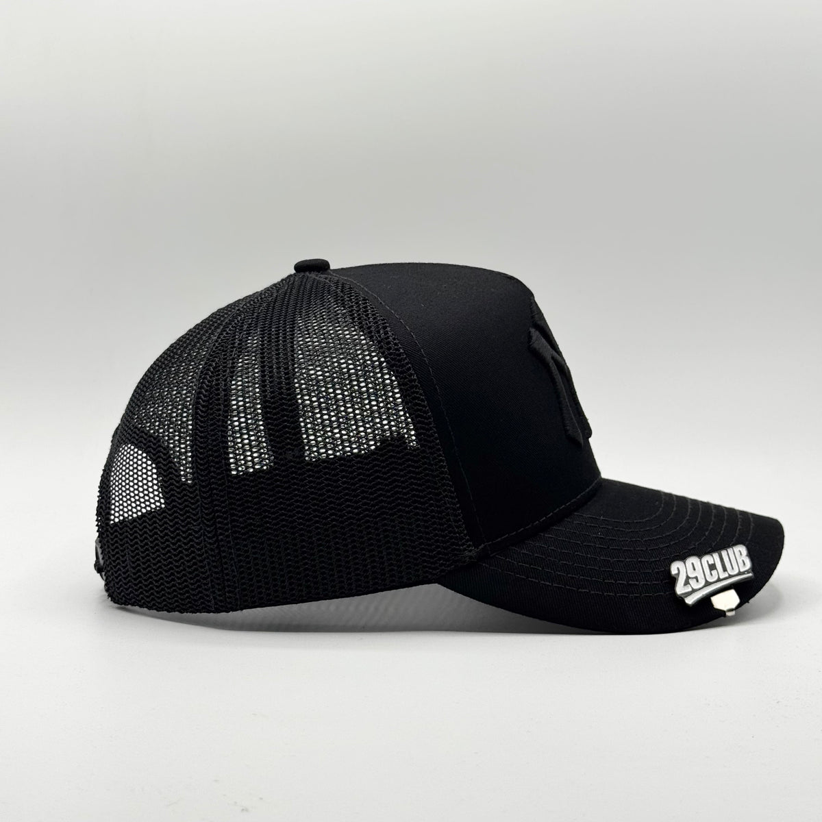 NEW YORK YANKEES TRUCKER BLACK