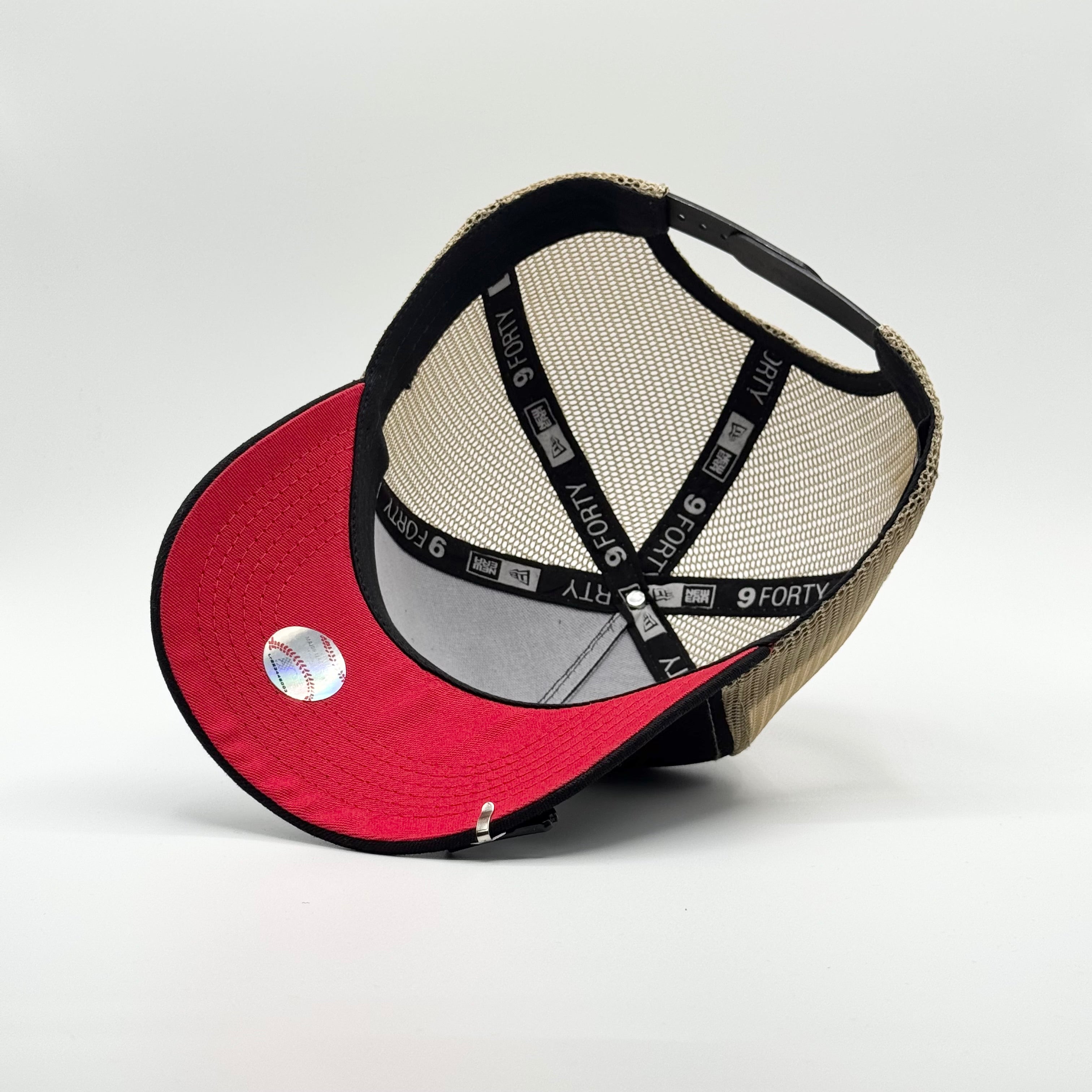 NEW YORK YANKEES TRUCKER / NEGRO - ROJO