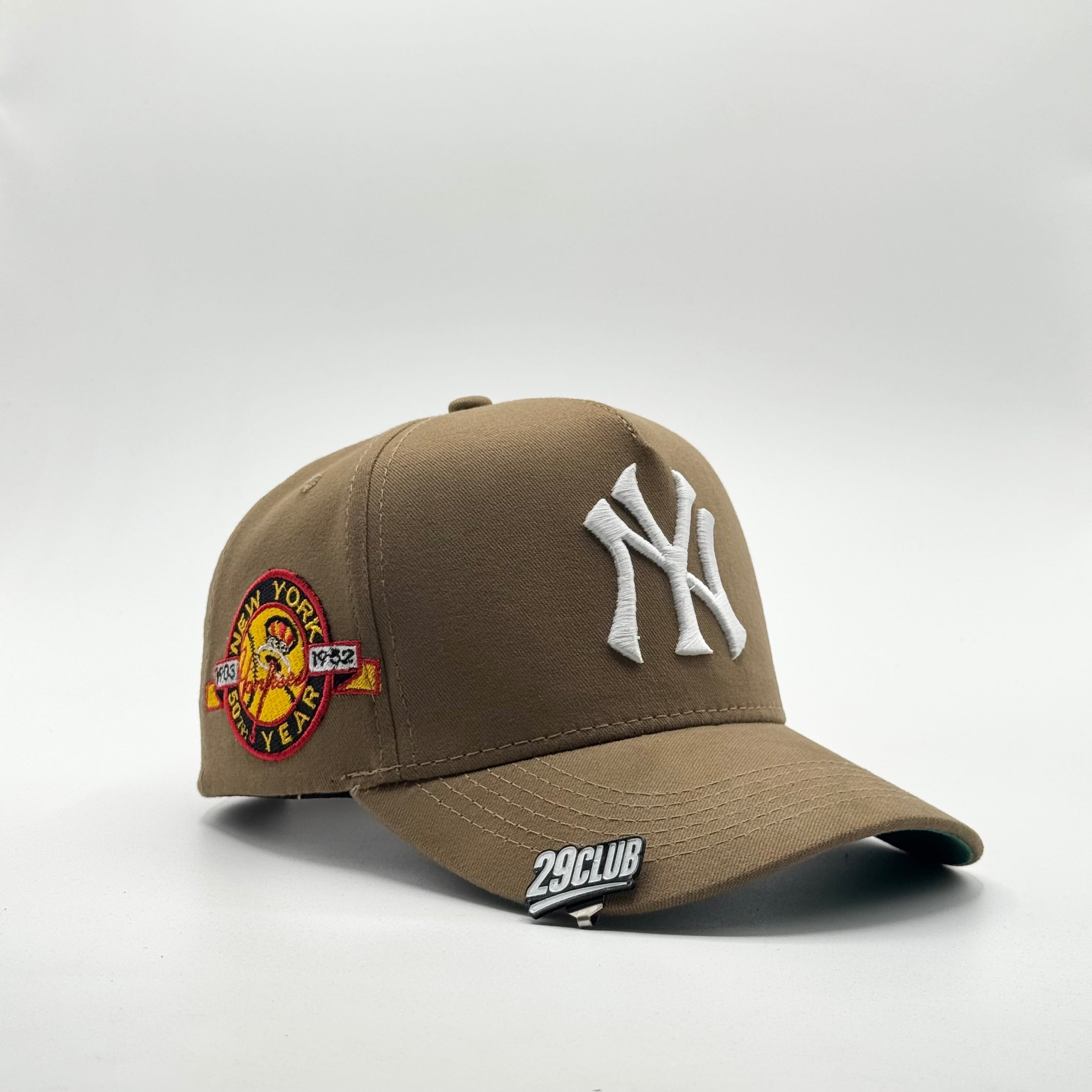 NEW YORK YANKEES CAFÉ