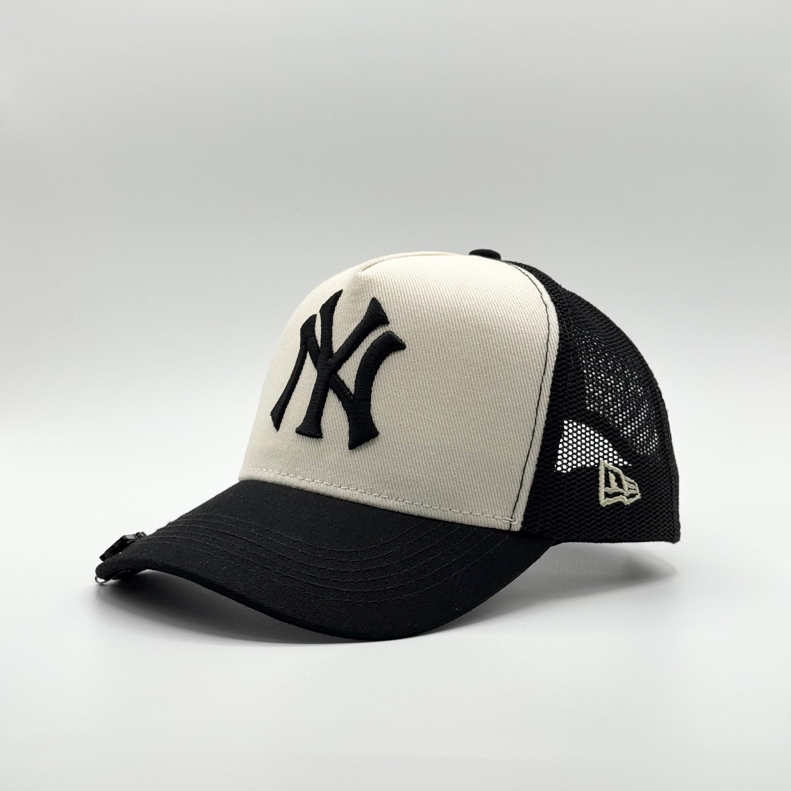 NEW YORK YANKEES TRUCKER NEGRO / NEGRO