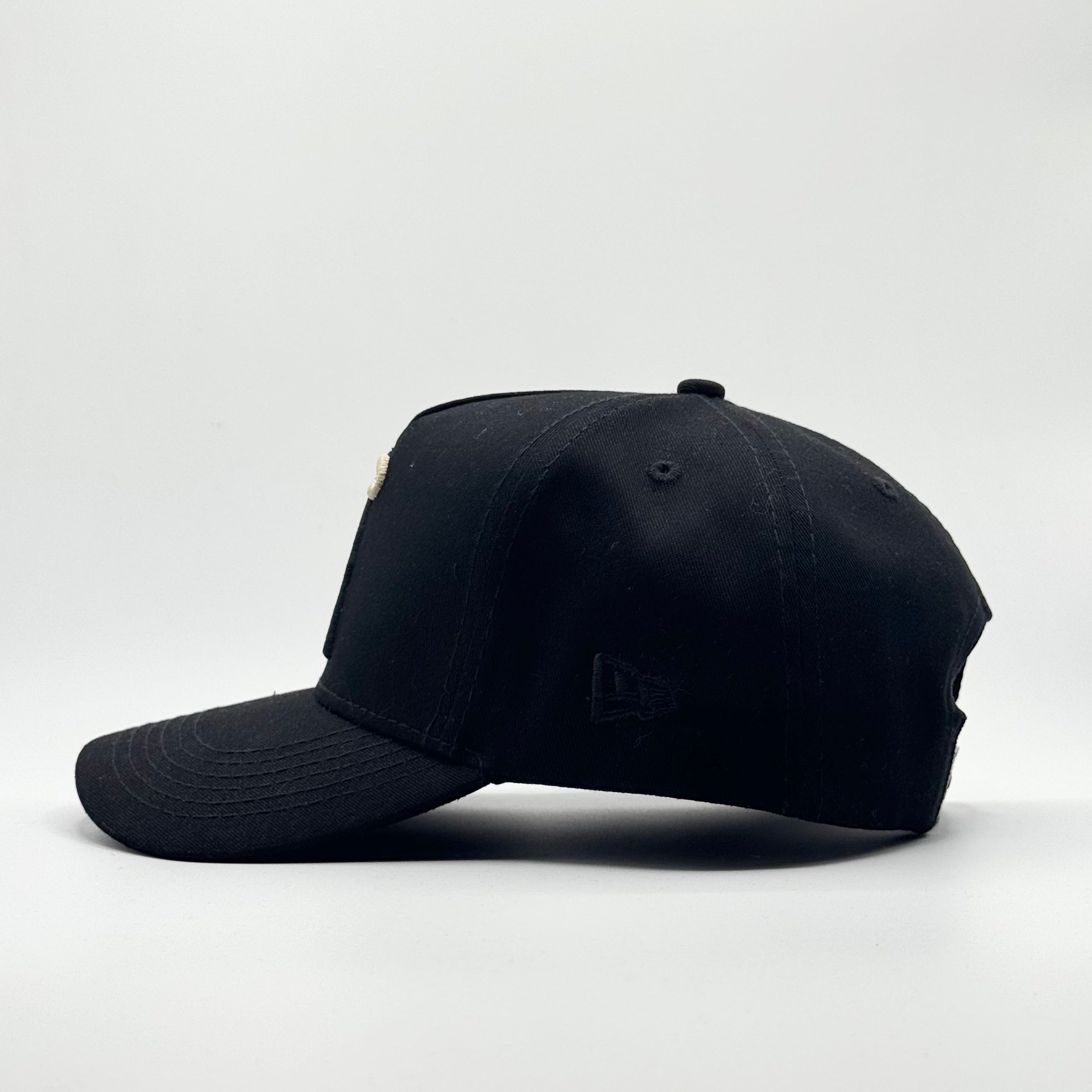 LOS ANGELES ANGELS BLACK