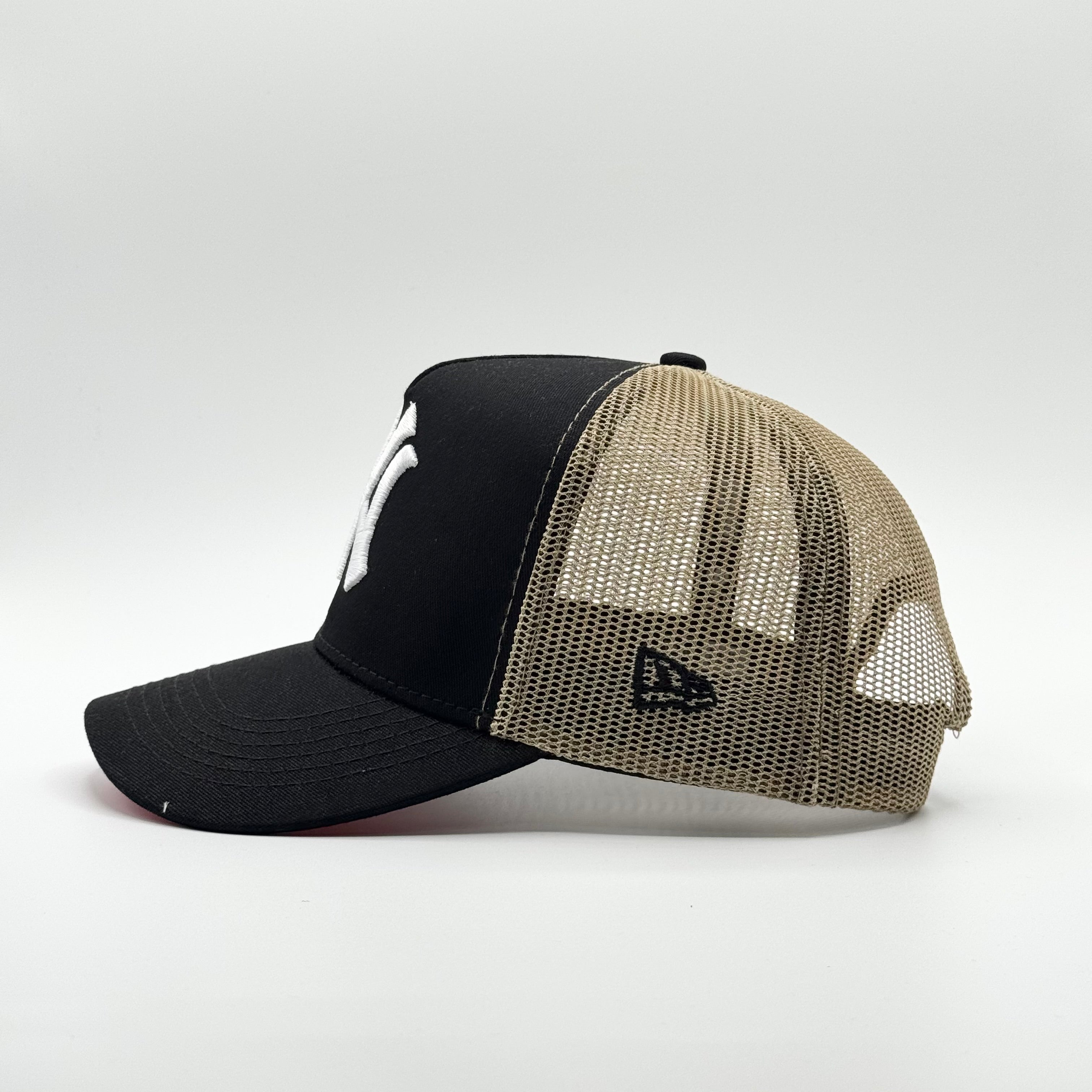 NEW YORK YANKEES TRUCKER / NEGRO - ROJO