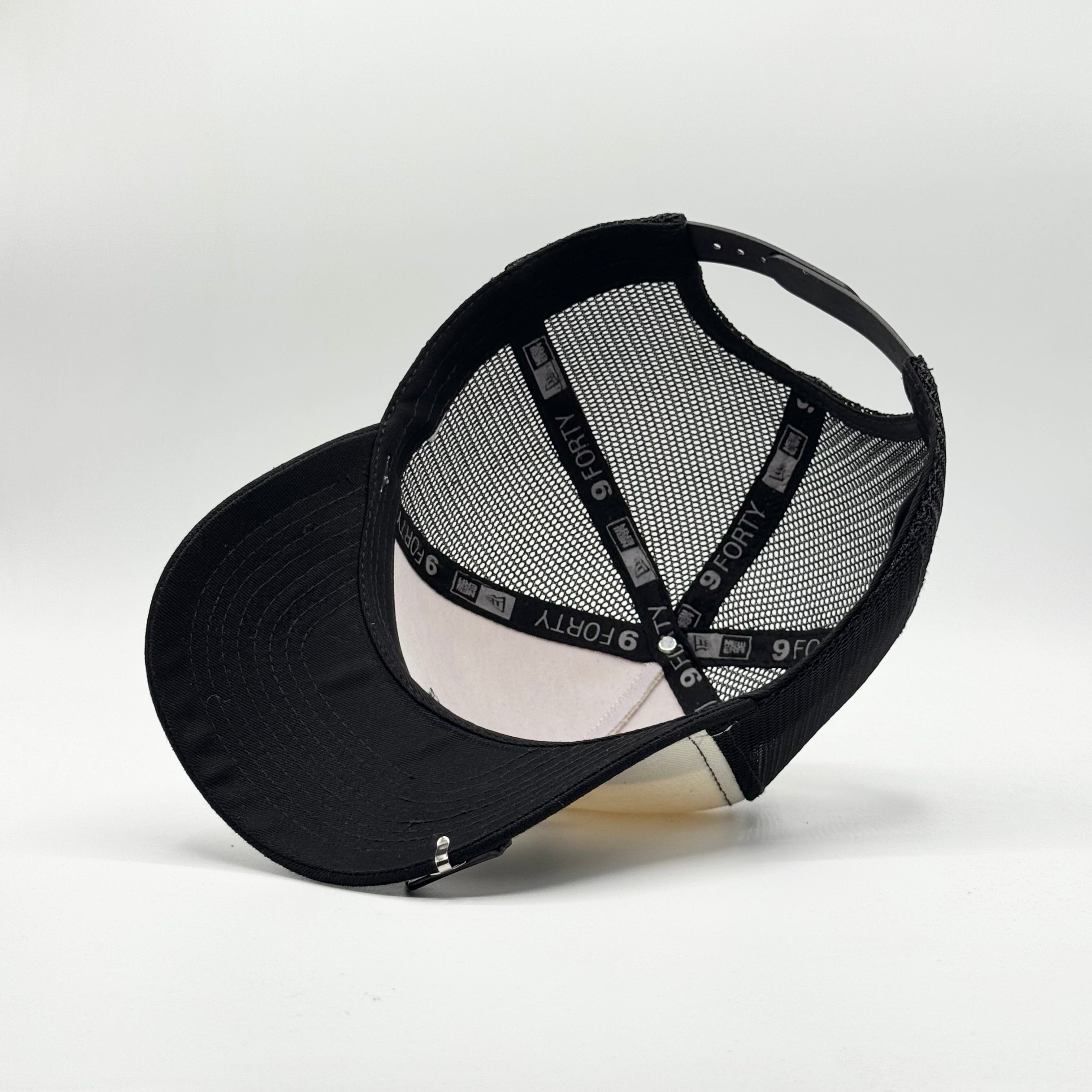 LOS ÁNGELES DODGERS TRUCKER